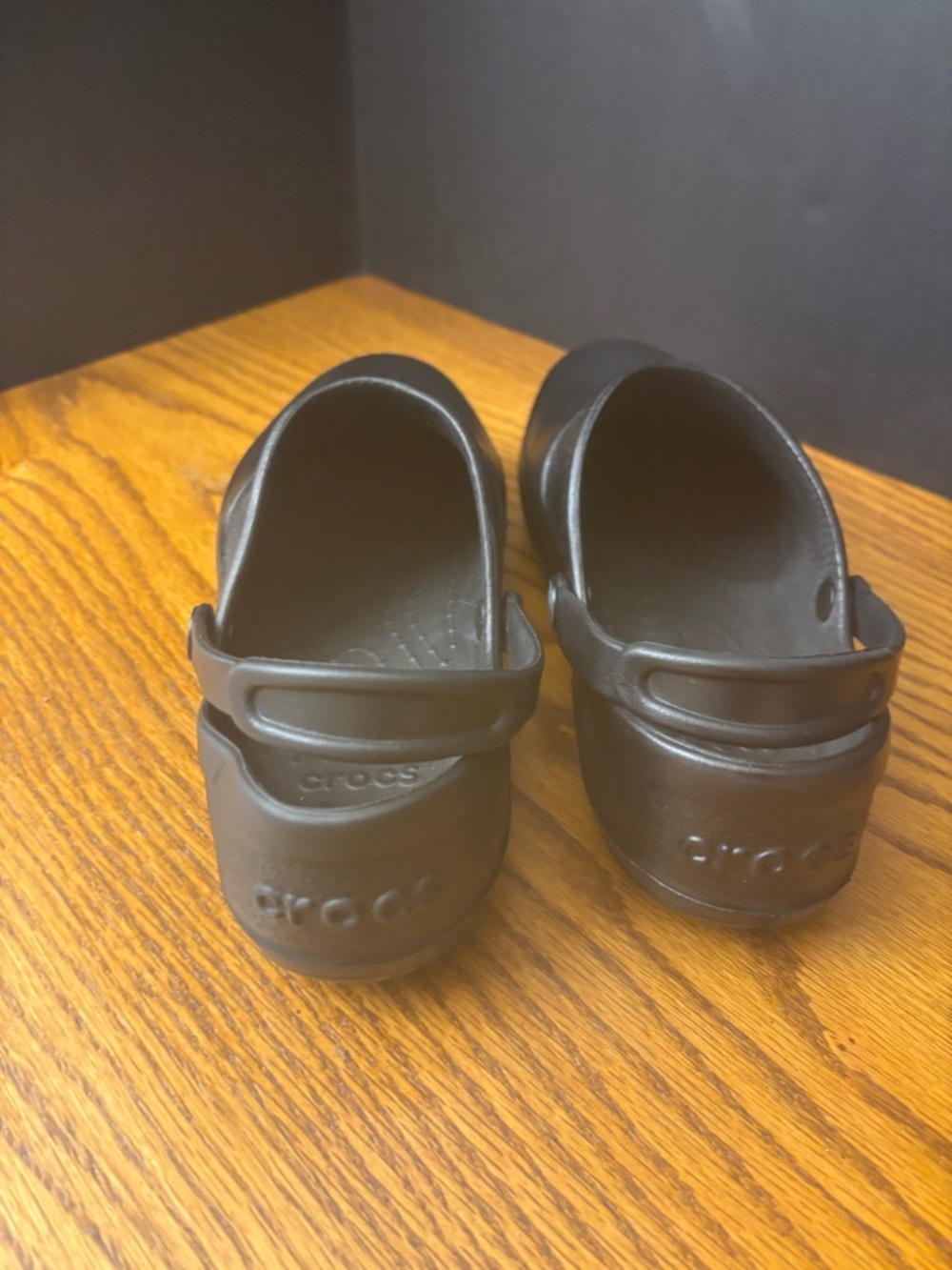Crocs black comfort clogs slippers shoes sz 6 women’s - Picture 2 of 7